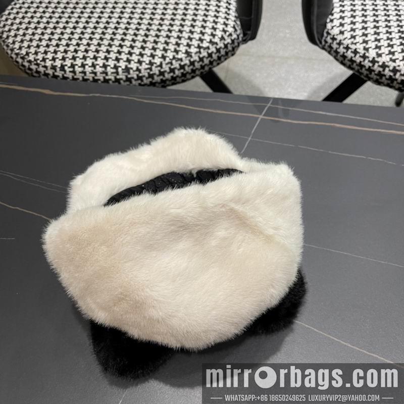 Replica LV cap 081004