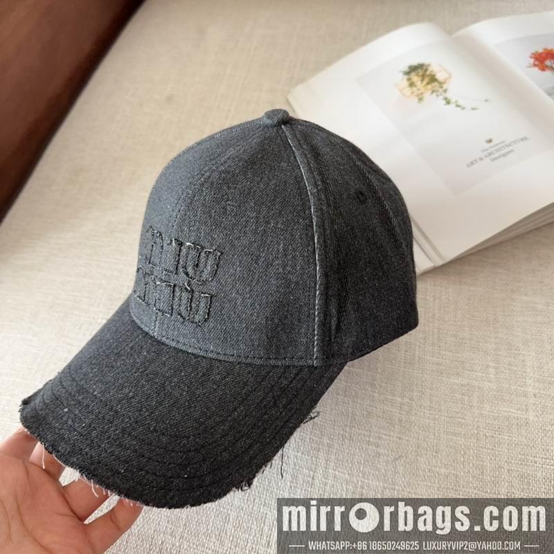 Replica Miumiu cap dx13