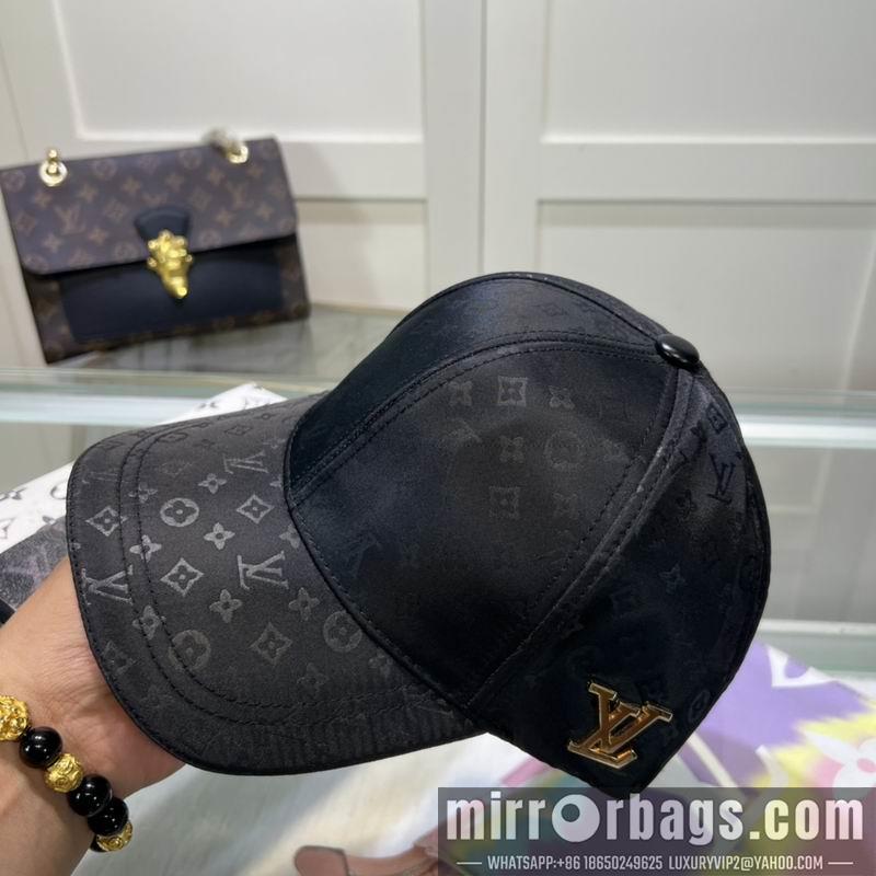 Replica LV cap dx111