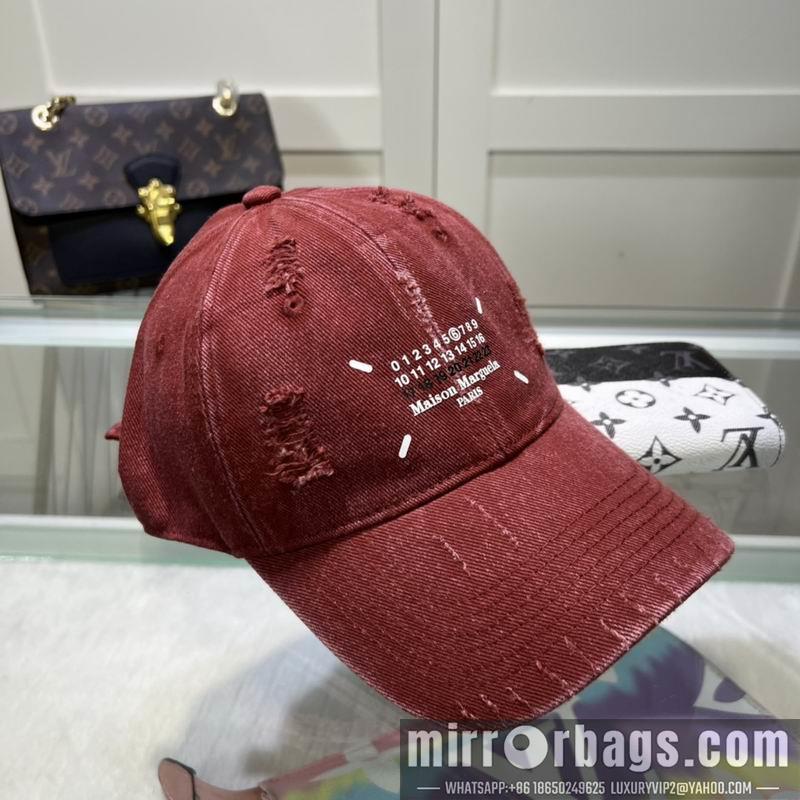 Replica Other cap dx01