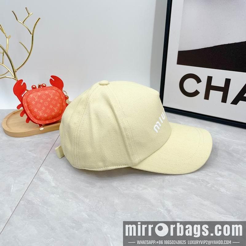 Replica Miumiu cap dx03