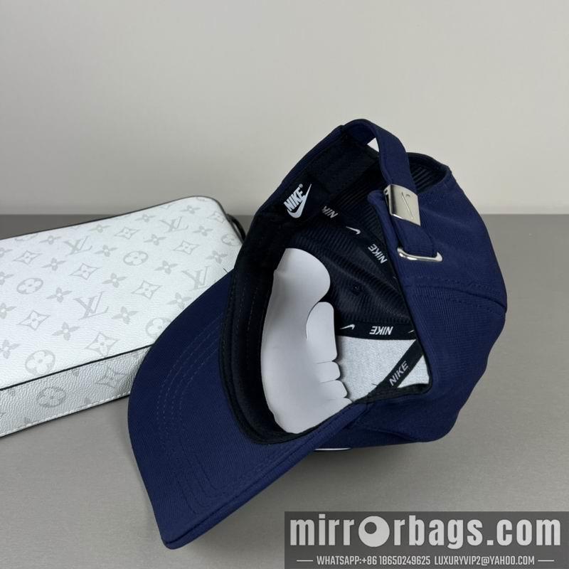 Replica Nike Cap dx13