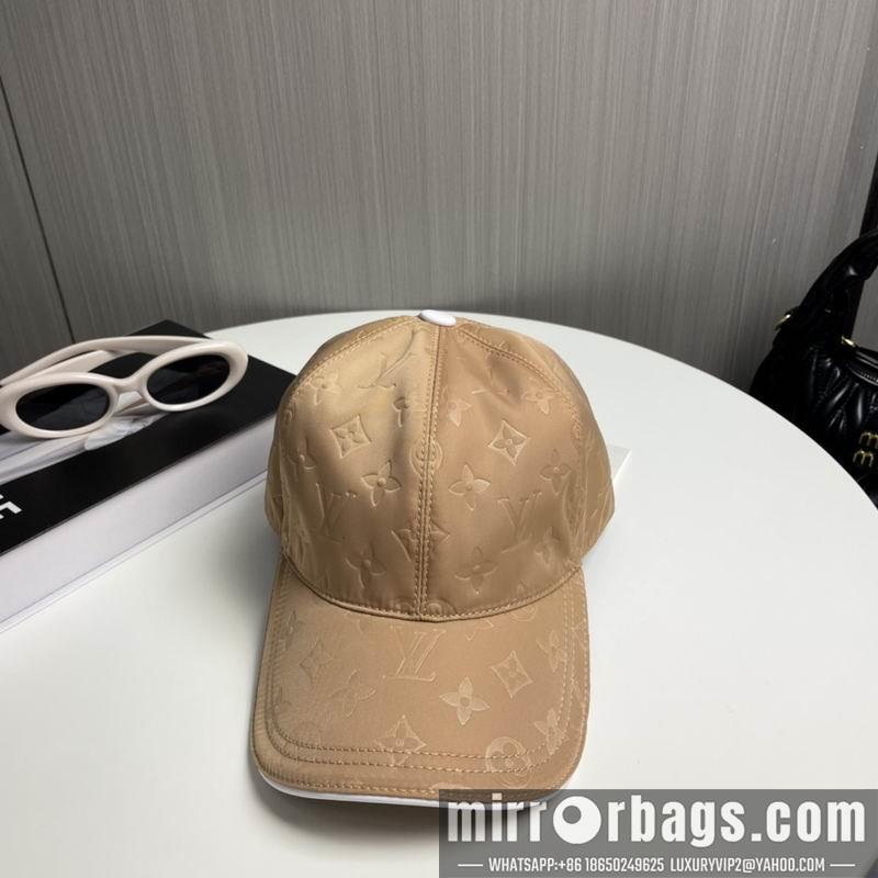 Replica LV cap dx44