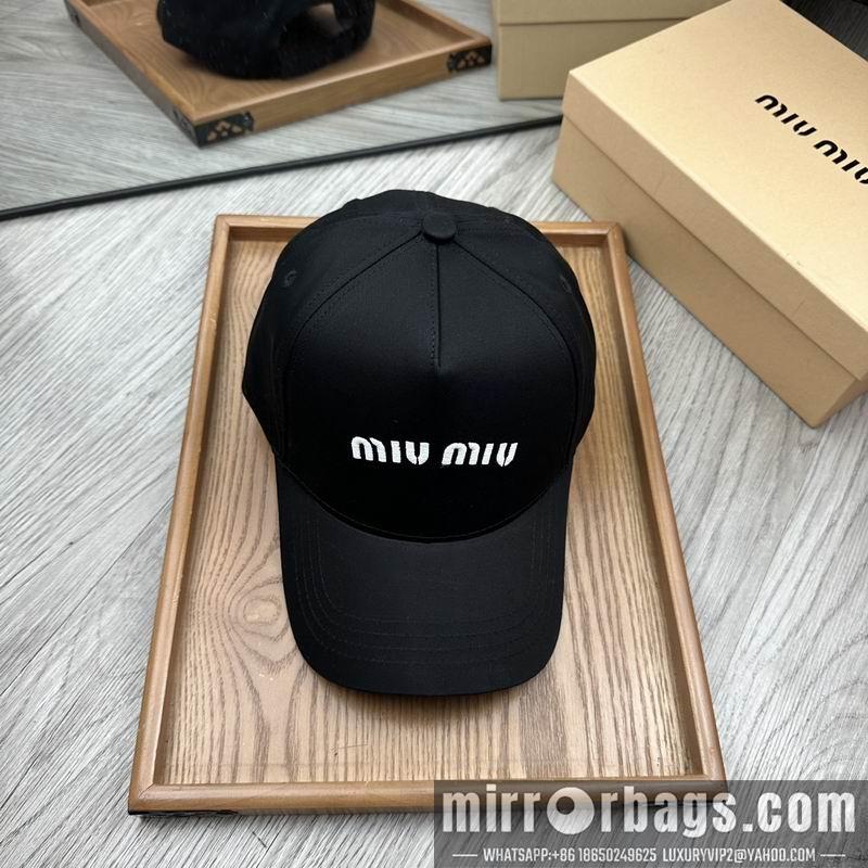 Replica Miumiu cap dx60