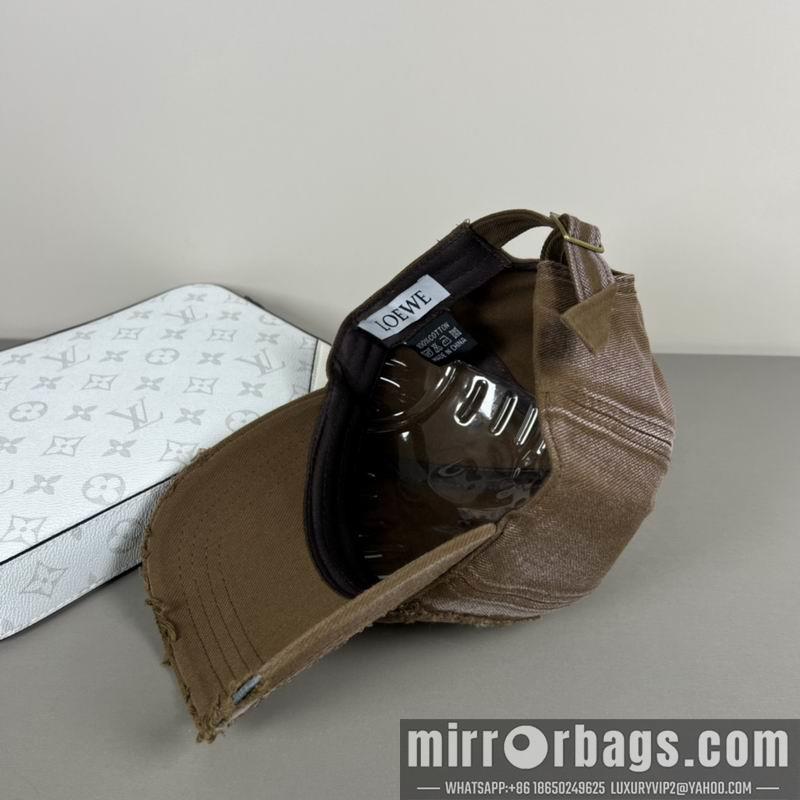 Replica Loewe cap dx42