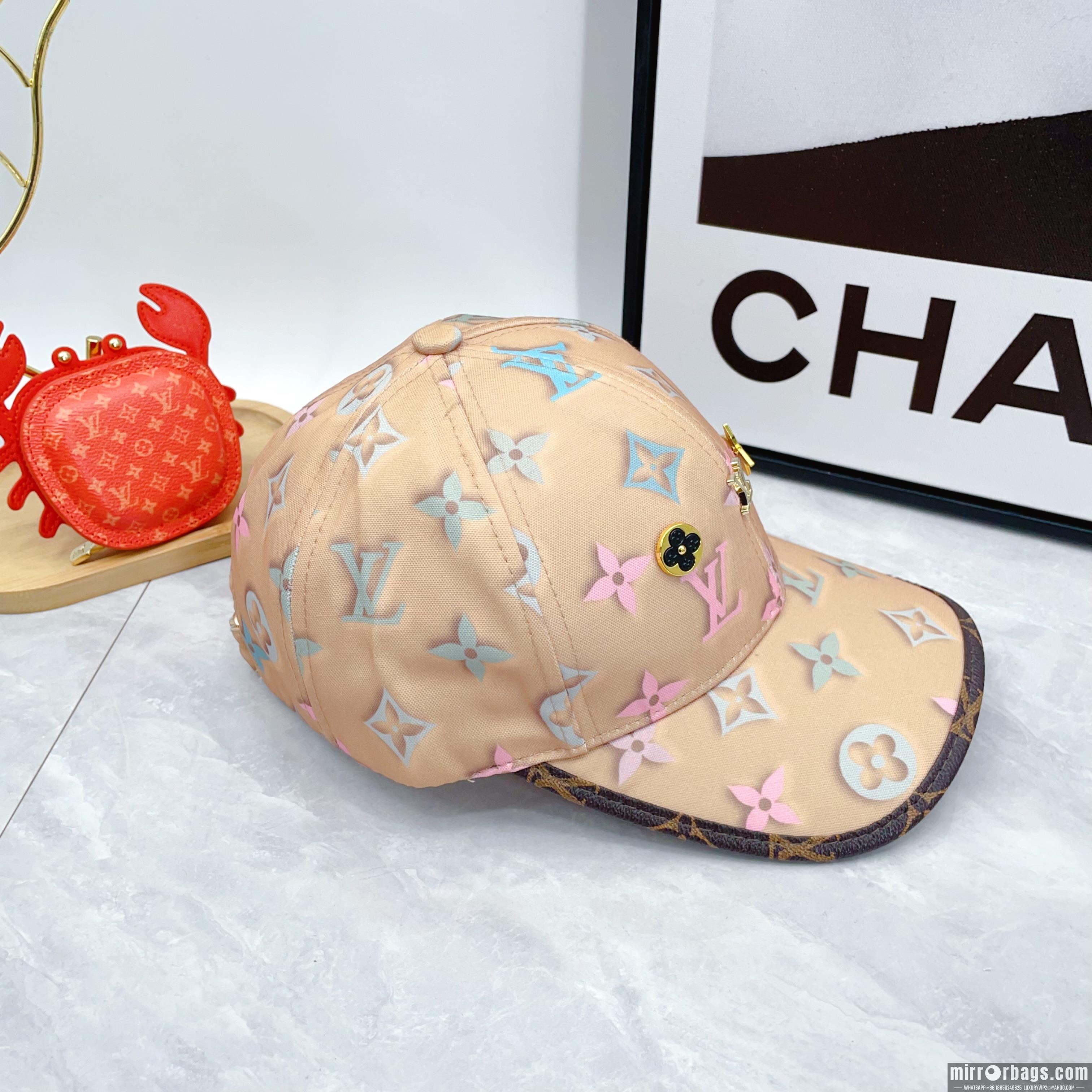 Replica LV cap dx03
