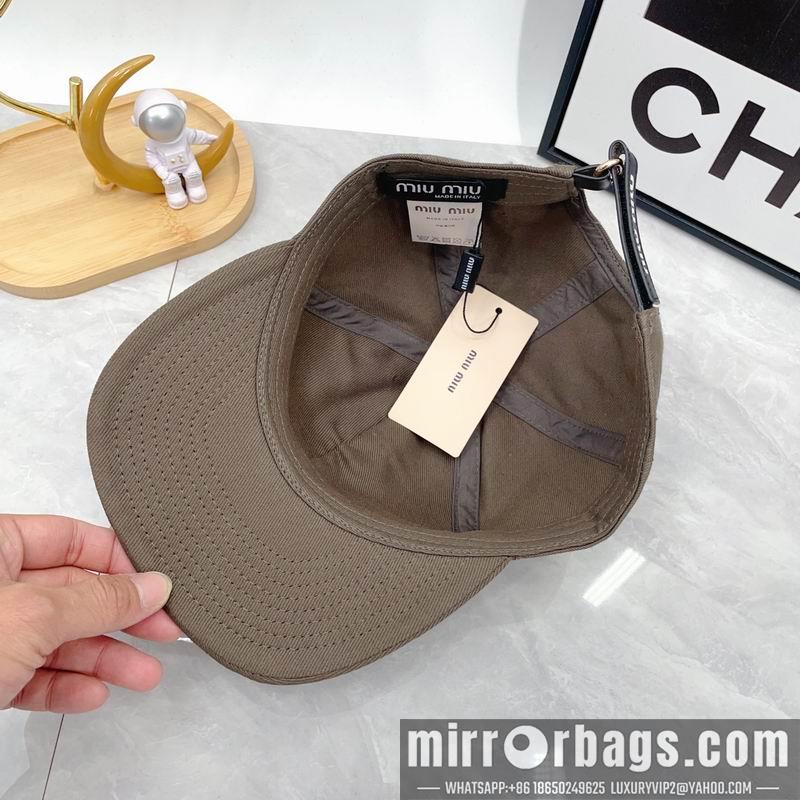 Replica Miumiu cap dx07