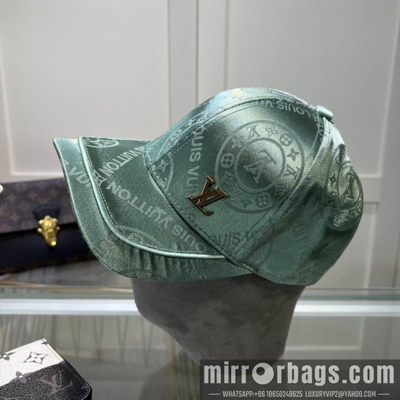 Replica LV cap dx117