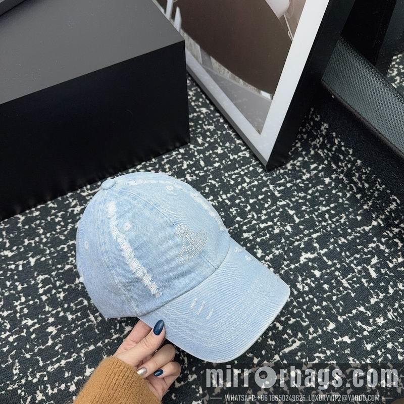 Replica Vivienne cap 010601