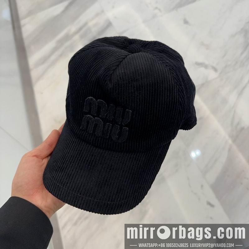 Replica Miumiu Cap dx37