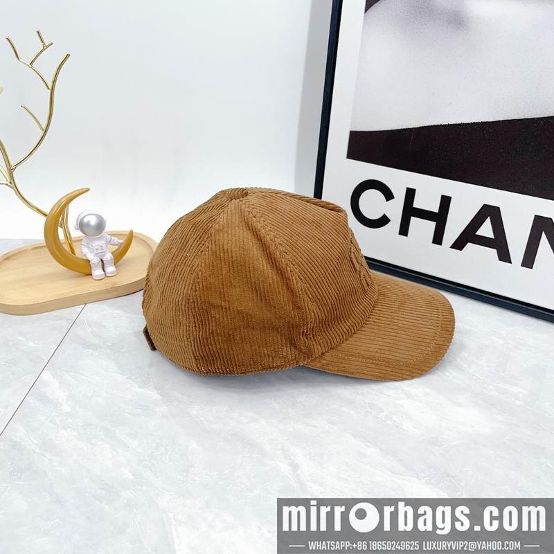 Replica Miumiu Cap dx34