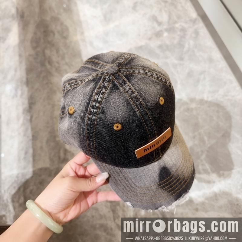 Replica Miumiu cap 090602