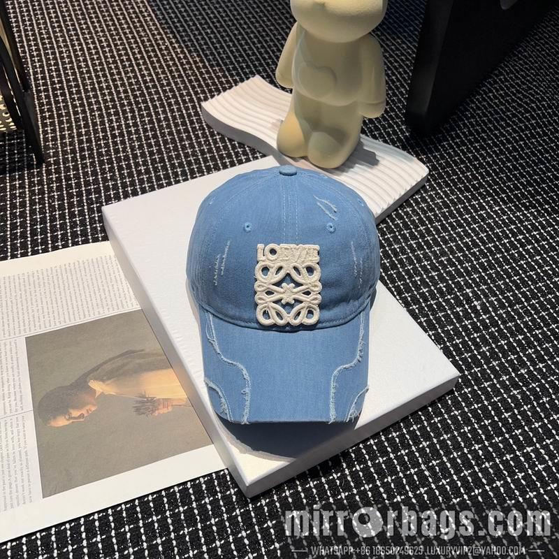 Replica Loewe cap dx08