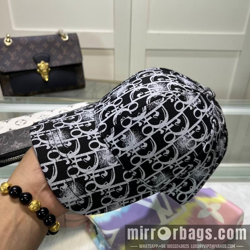Replica Dior cap dx72