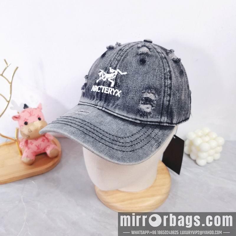 Replica Arcteryx cap dx03