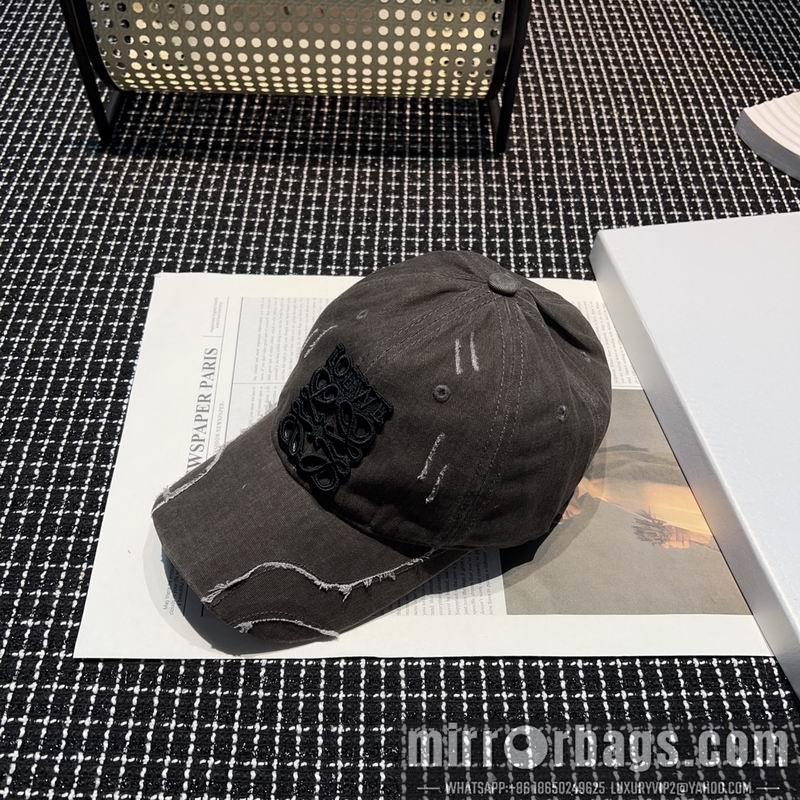 Replica Loewe cap dx08