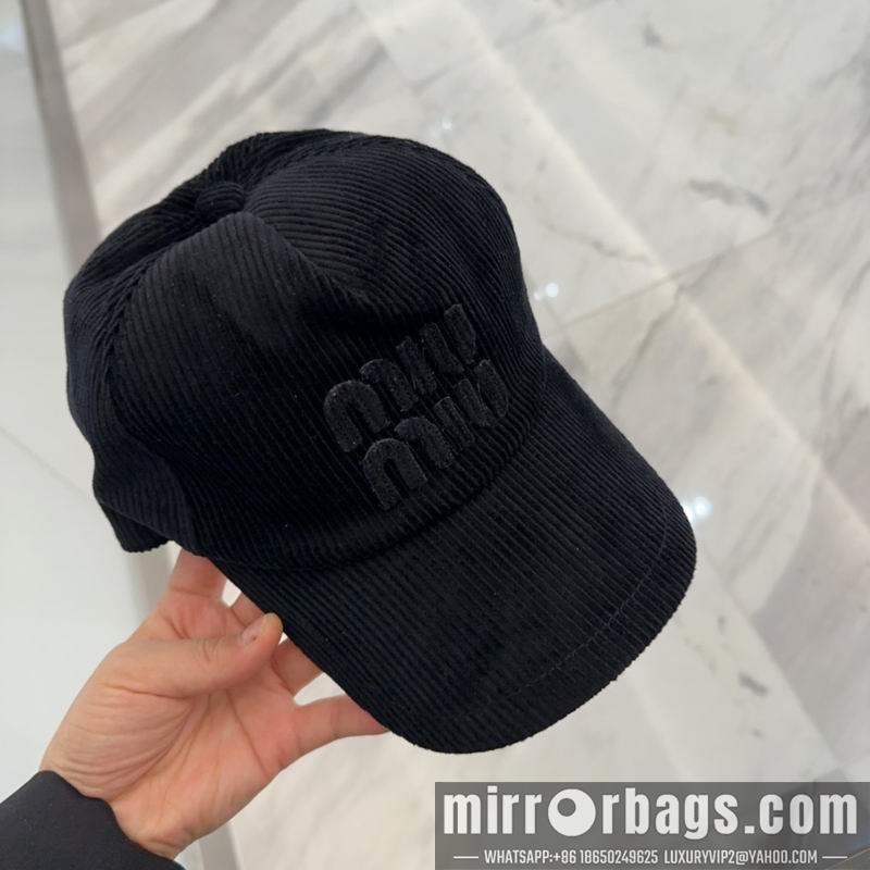 Replica Miumiu Cap dx37