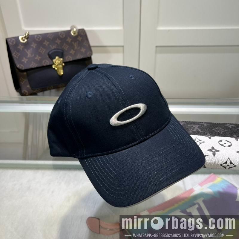 Replica Other cap dx07