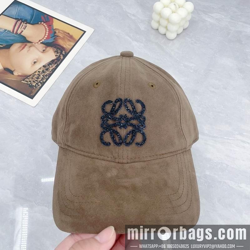 Replica Loewe cap dx28