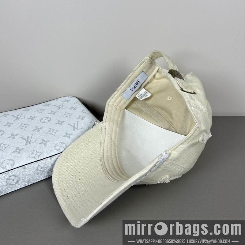 Replica Loewe cap dx46