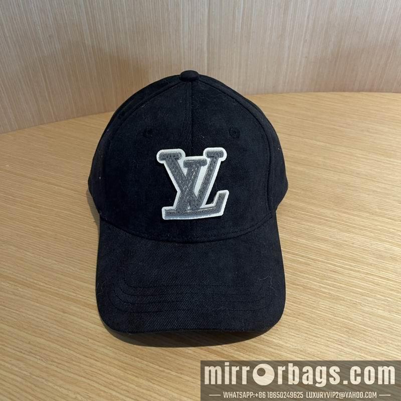 Replica LV cap 121405
