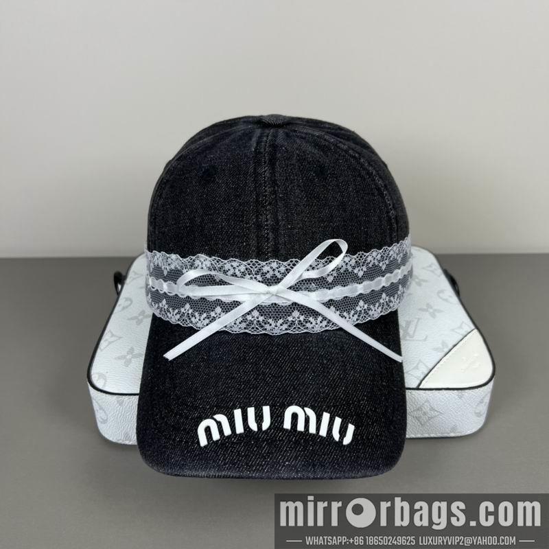 Replica Miumiu cap dx16