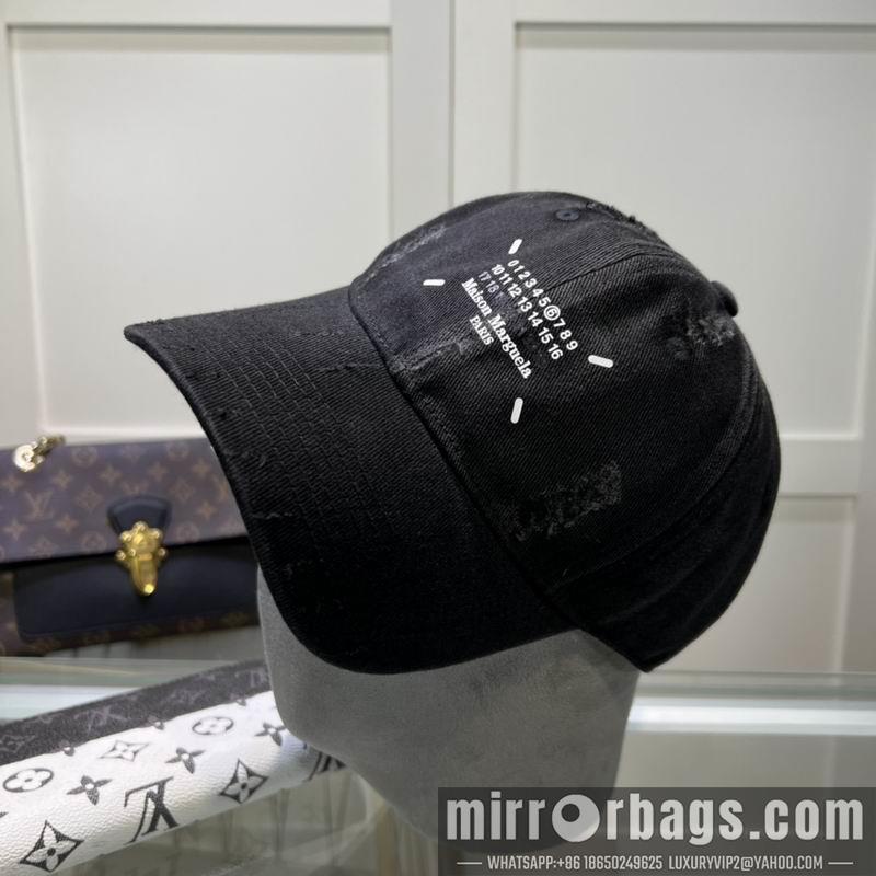 Replica Other cap dx01