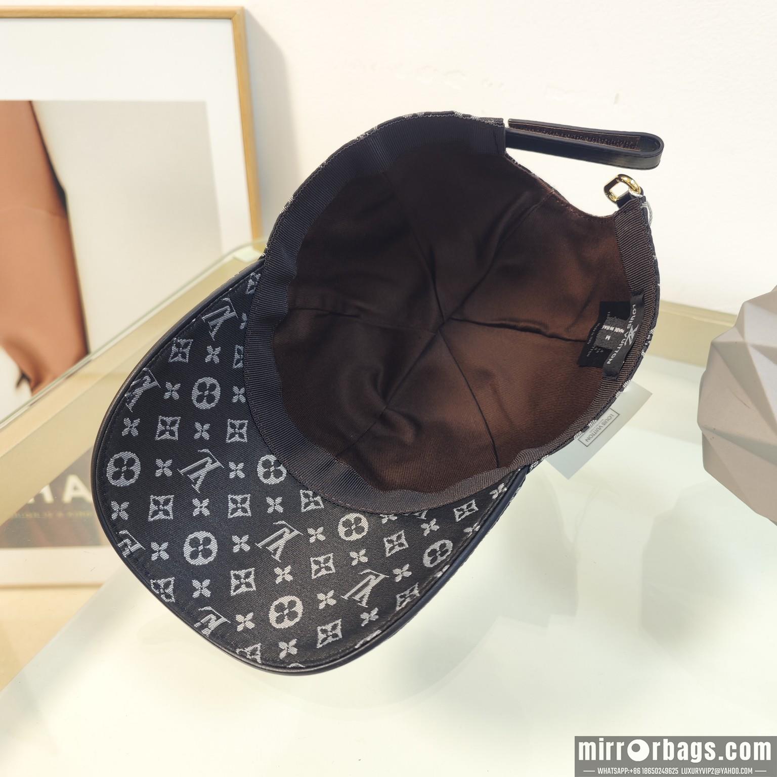 Replica LV cap dx120