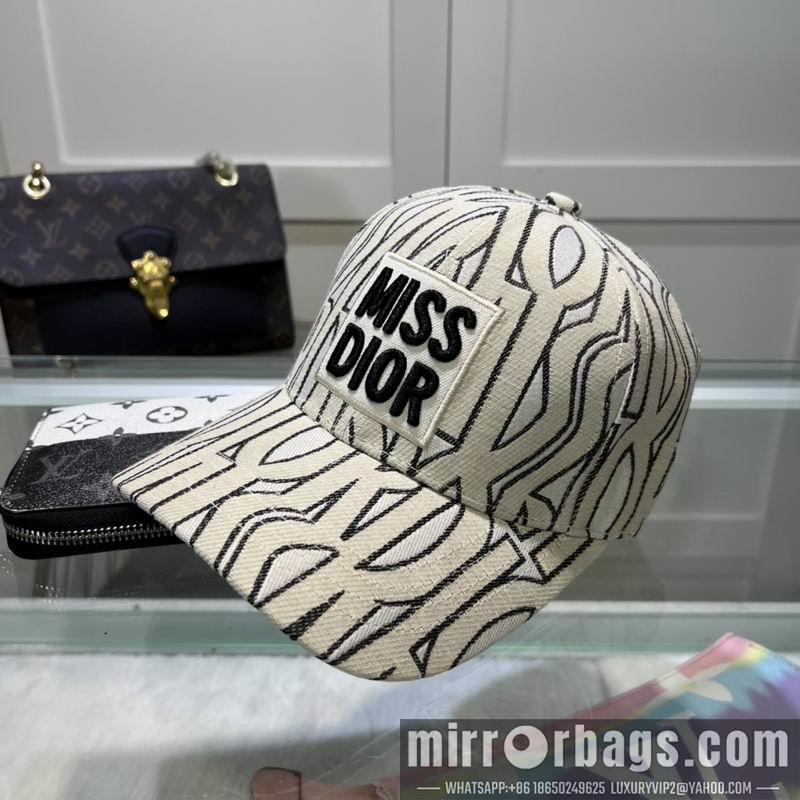 Replica Dior cap dx68