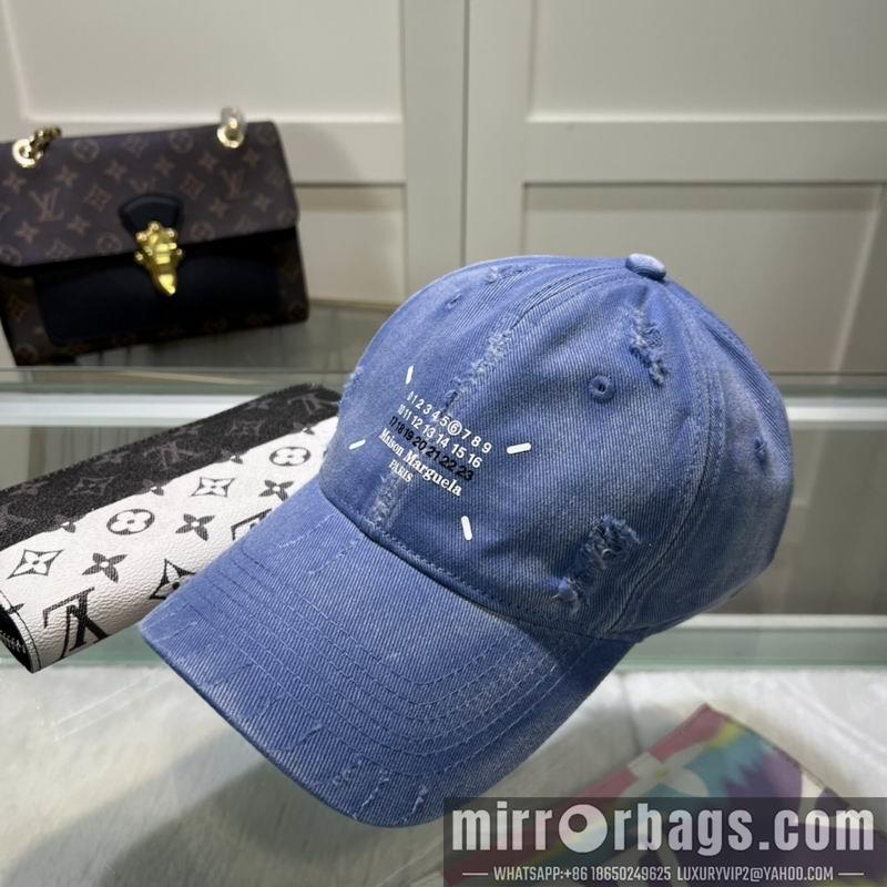 Replica Other cap dx01