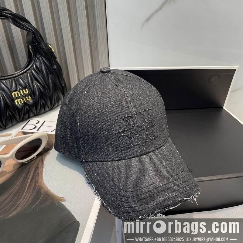 Replica Miumiu cap dx29