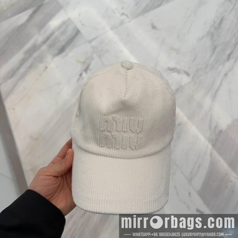 Replica Miumiu Cap dx37