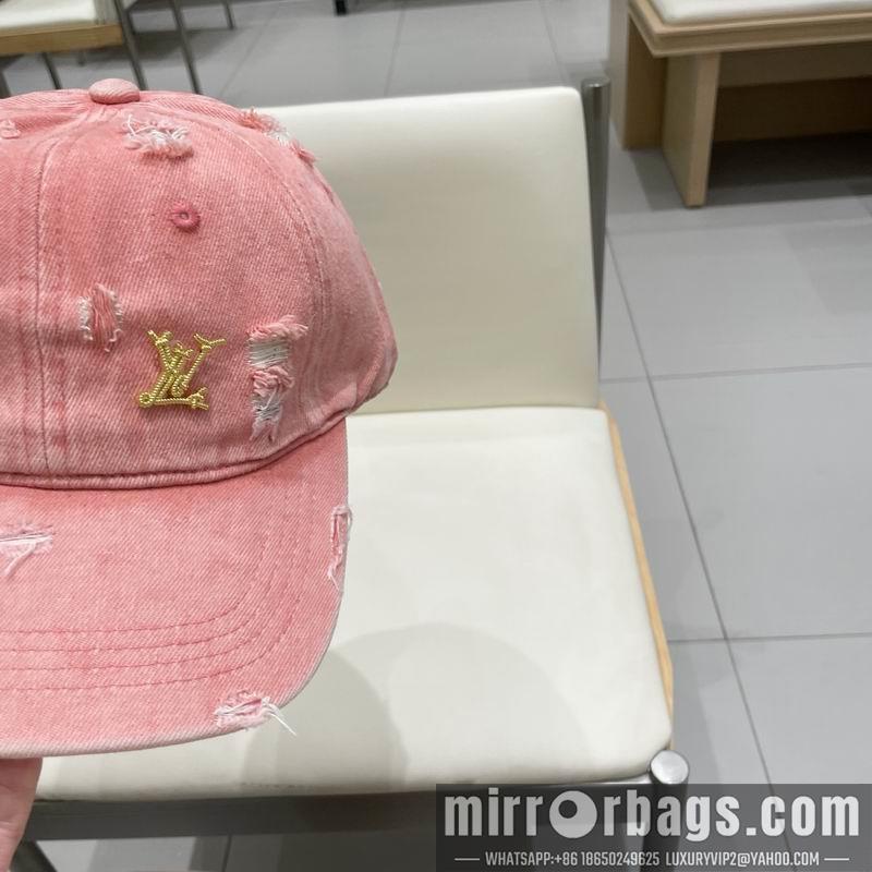 Replica LV Cap 032001