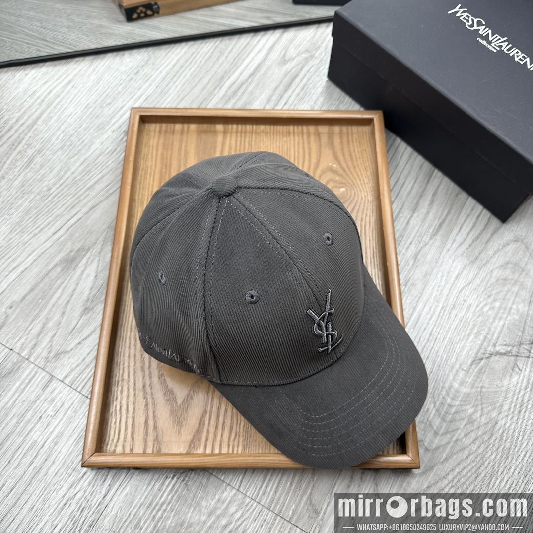 Replica YSL cap 080201