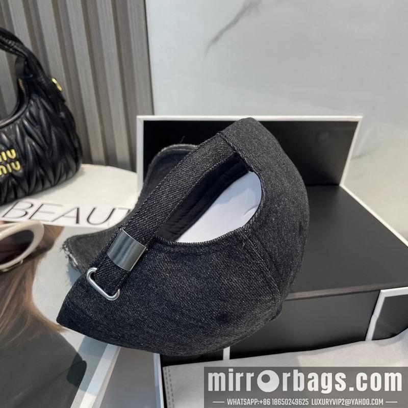 Replica Miumiu cap dx29