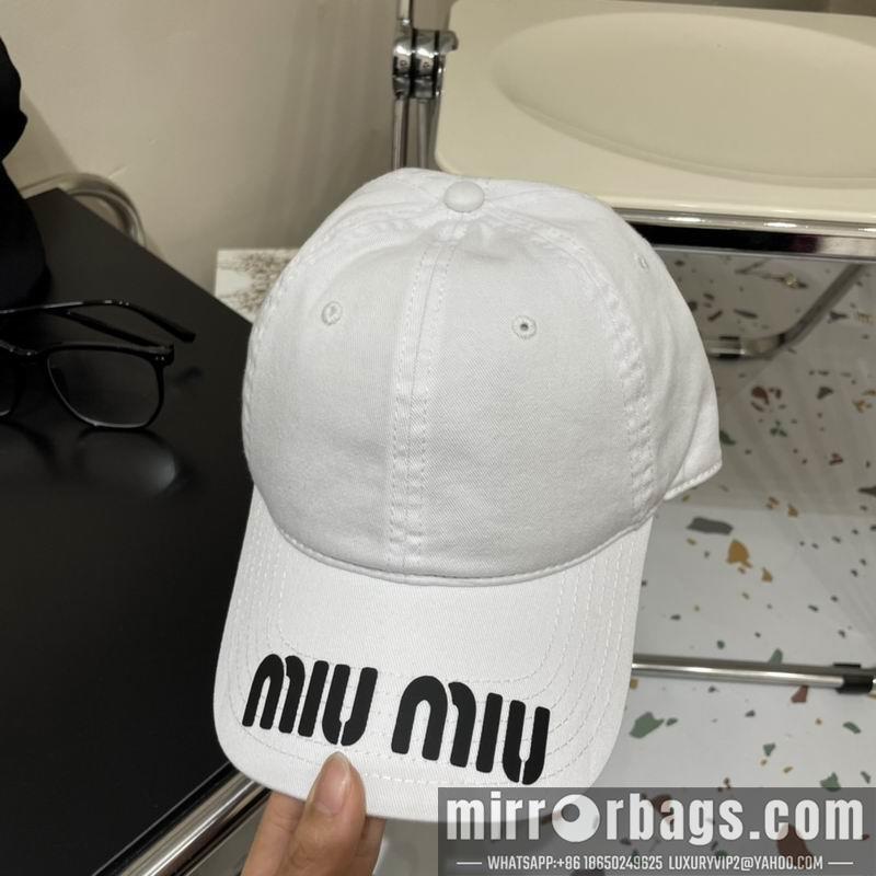 Replica Miumiu cap dx27
