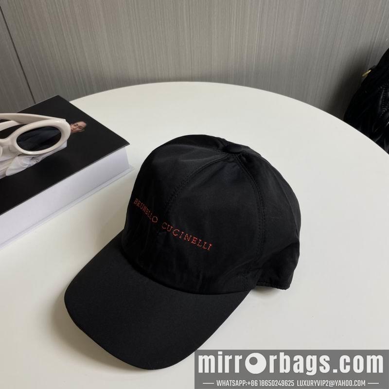 Replica BruneIIo CucineIIi cap 050707