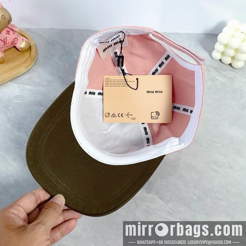 Replica Miumiu cap dx58