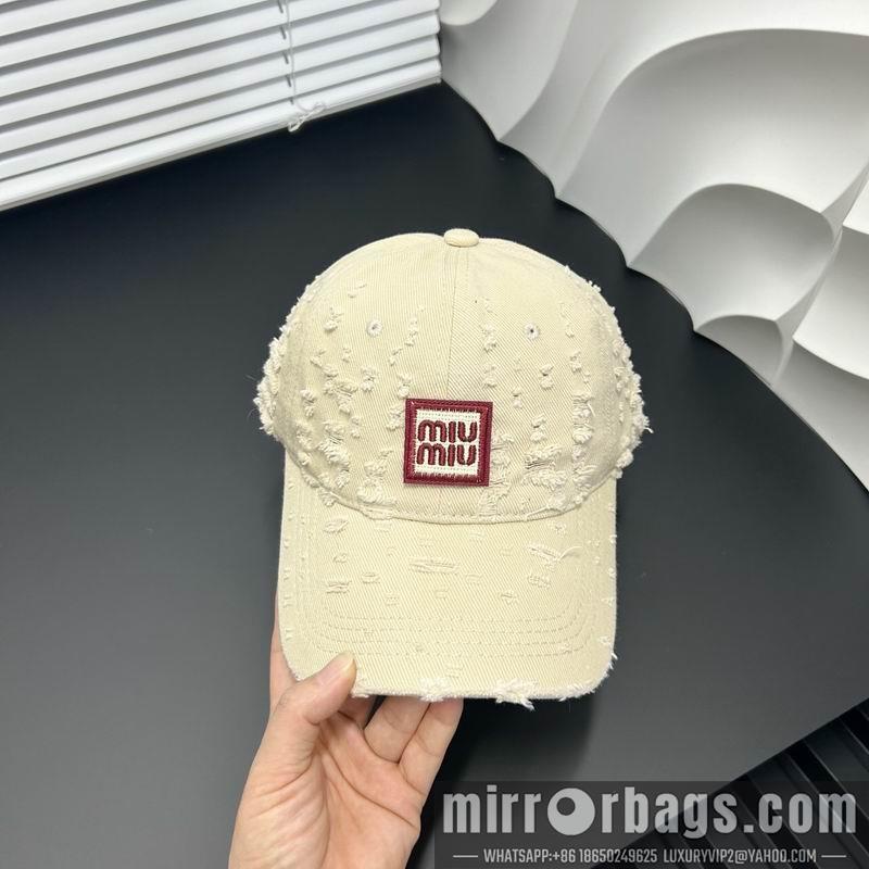 Replica Miumiu cap dx05