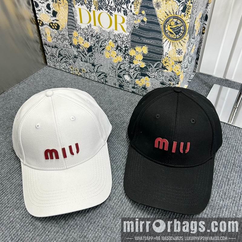 Replica Miumiu cap dx75