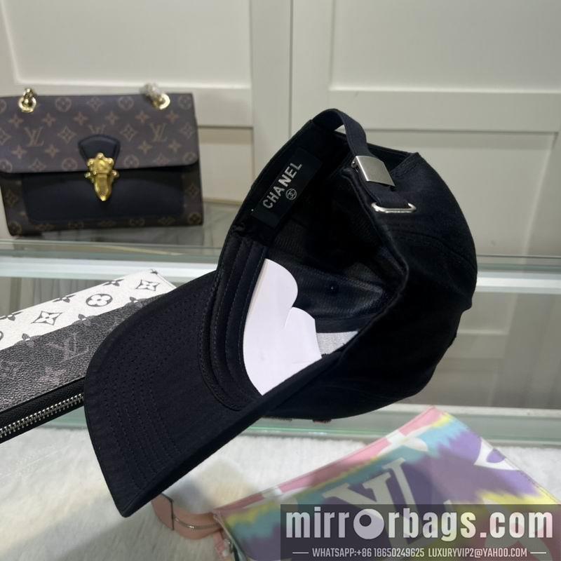 Replica Chanel cap dx39