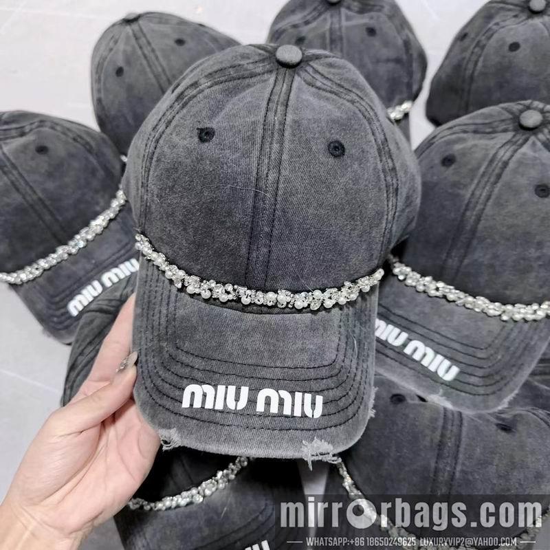 Replica Miumiu cap dx26