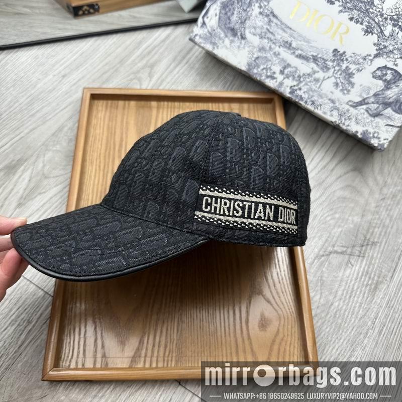 Replica Dior cap dx07