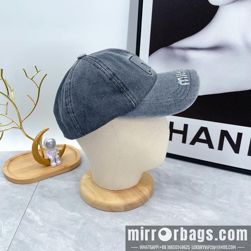 Replica Miumiu cap dx21