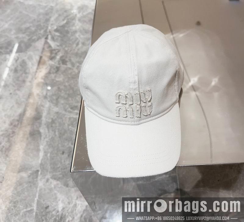 Replica Miumiu cap dx67