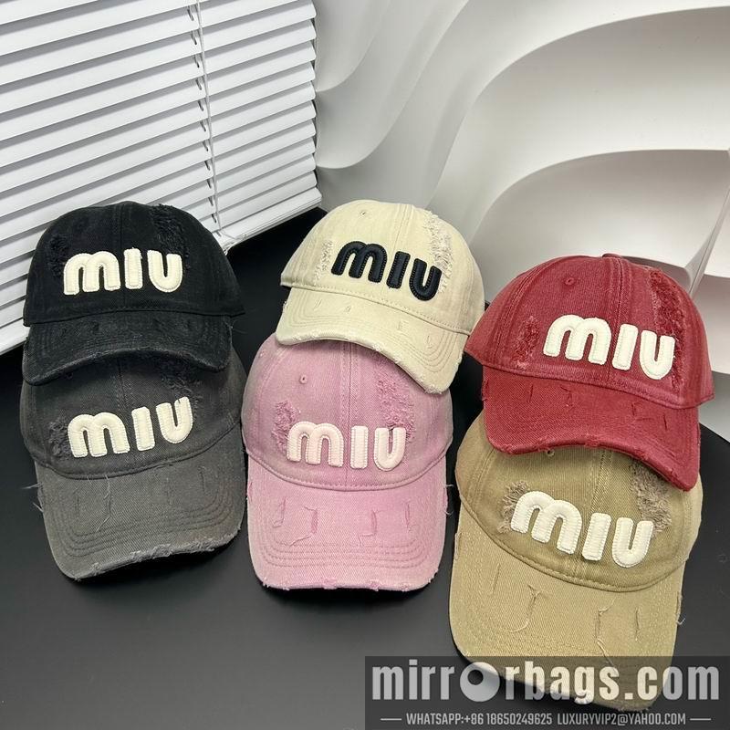 Replica Miumiu cap dx95
