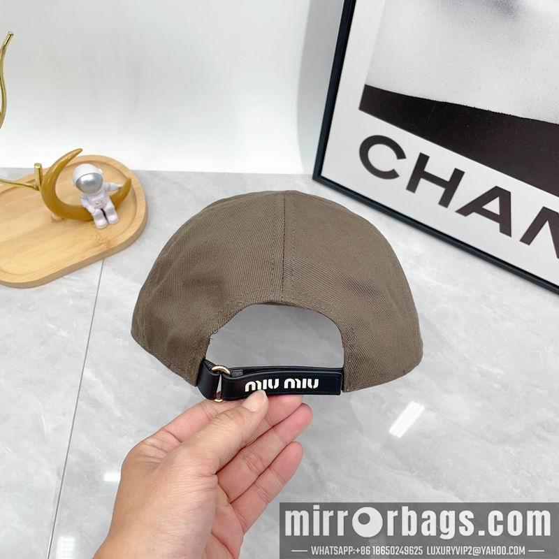 Replica Miumiu cap dx07