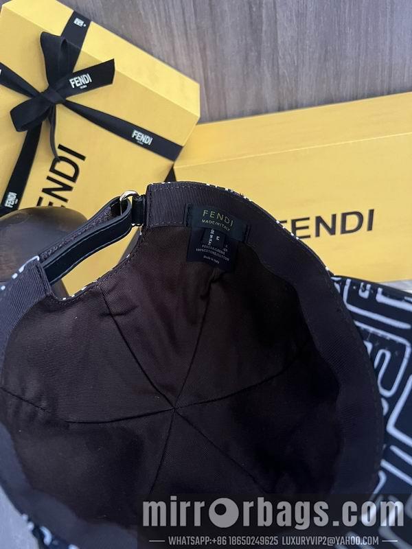 Replica Fendi cap dx60