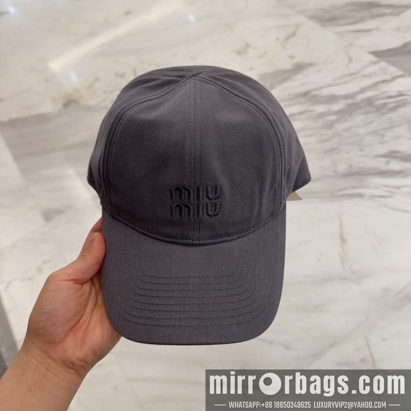 Replica Miumiu Cap dx35
