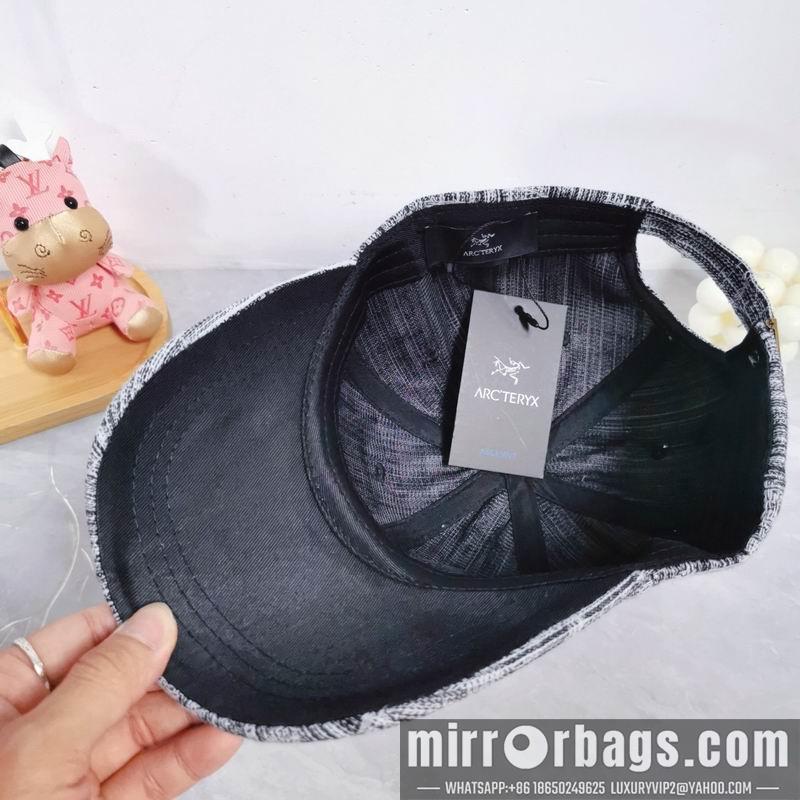 Replica Arcteryx cap dx04
